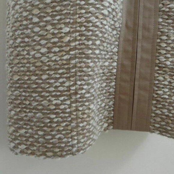 NWT AKRIS Camel Offwhite Wool Sheath Sleeveless Dress with Belt 8 - Picture 5 of 7